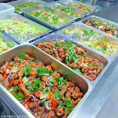 探析食堂外包與軟件外包 專業(yè)協(xié)作模式的啟示與對(duì)接新思路